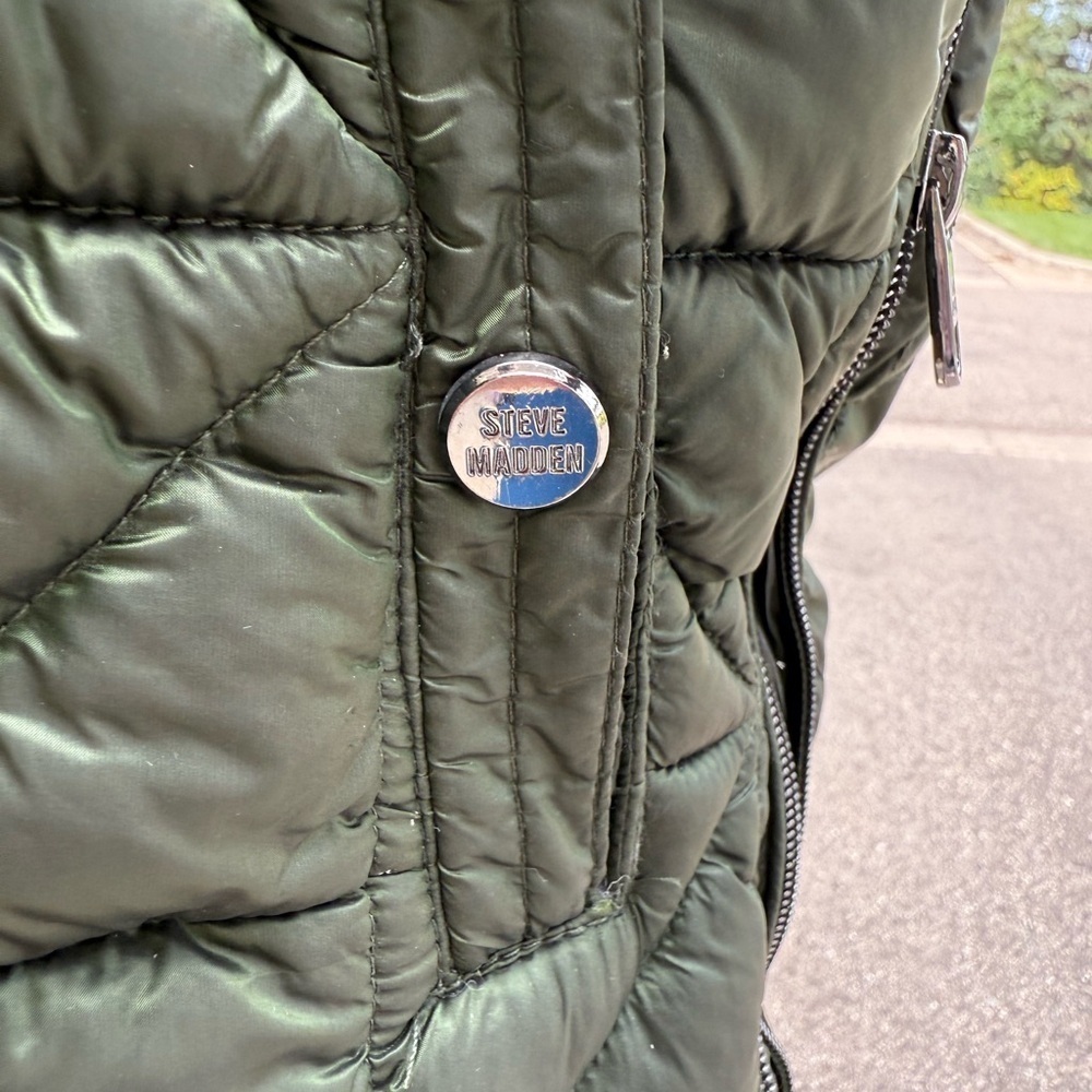 STEVE MADDEN Green packable puffer jacket - Picture 7 of 11